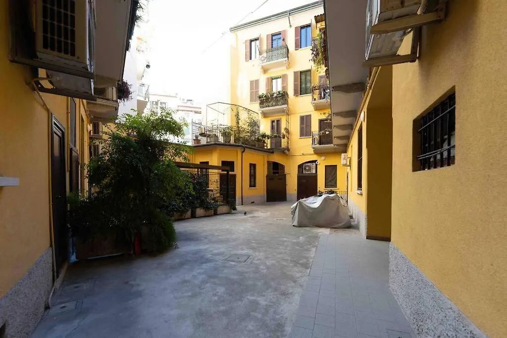 Apartment Casemi - Paracelso1 Appartamento In Centro Milan Italy